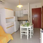 Апартаменти Functional With Shared Pool *